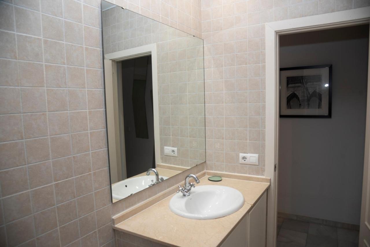 180 Home Ideal Apartamento Con Patio San Bernardo 2 Sevilla Exterior foto